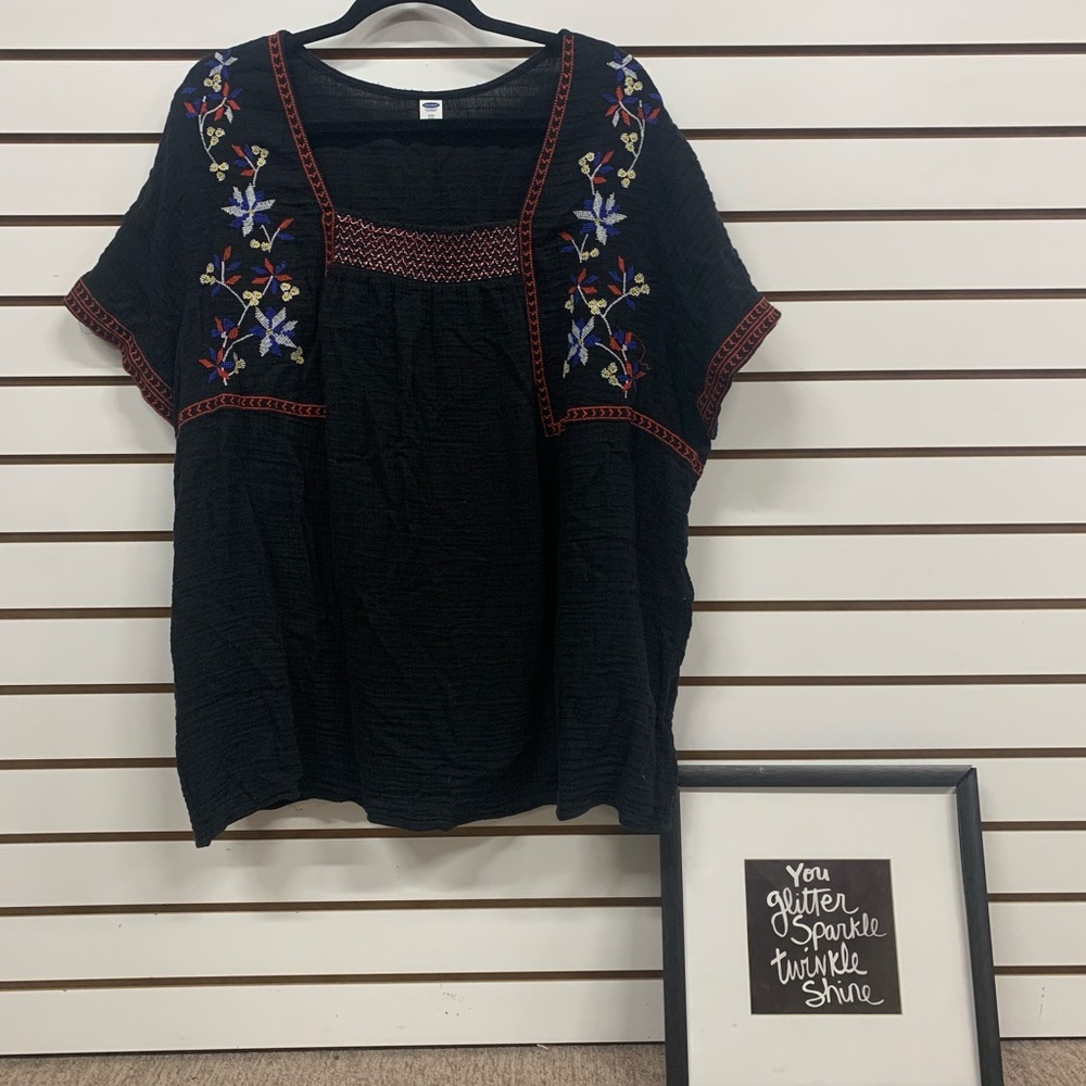 Embroidered Old Navy Blouse